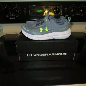 Boy's Under Armour Assert Sneakers